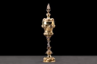 Deckelpokal