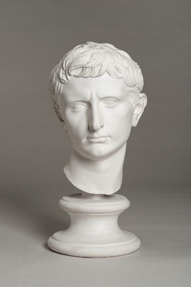 Porträtkopf des Augustus
