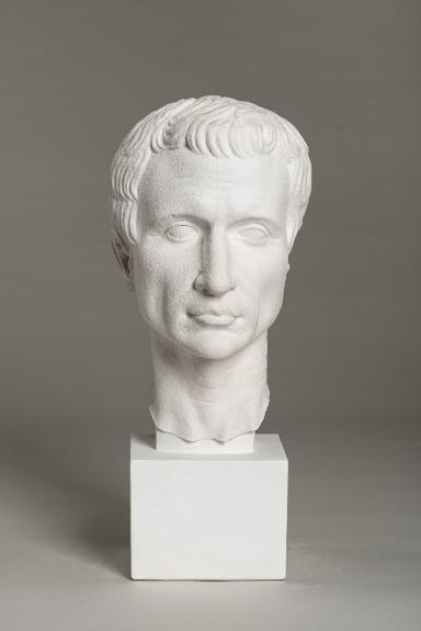Neuzeitlicher Porträtkopf des C. Iulius Caesar