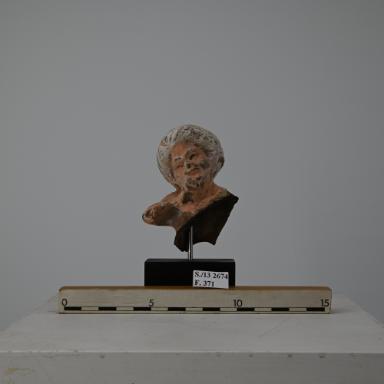 Figurine: Torso eines Tänzers