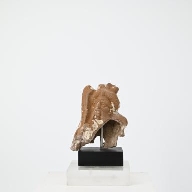 Figurine: Kopf und Schulterpartie eines Mannes mit Trigonon