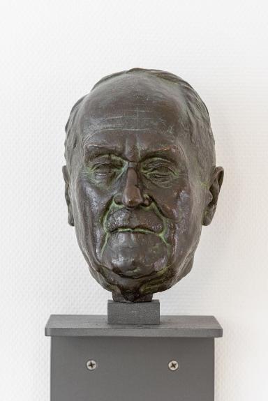 Büste von Walther Albrecht