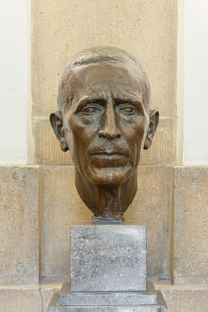 Büste von Paul Linser