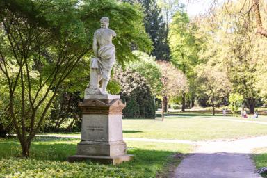 Gedenkstatue von Friedrich Hölderlin