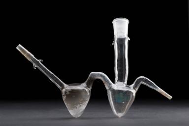 Glasbehälter unterschiedlicher Form